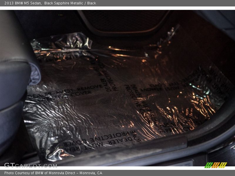 Black Sapphire Metallic / Black 2013 BMW M5 Sedan
