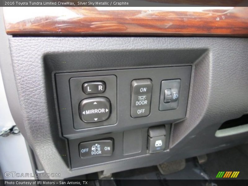 Silver Sky Metallic / Graphite 2016 Toyota Tundra Limited CrewMax