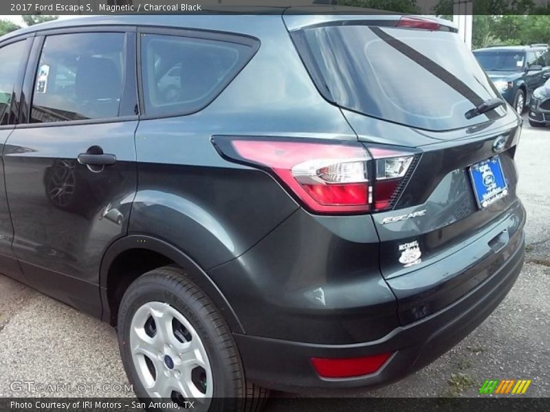 Magnetic / Charcoal Black 2017 Ford Escape S