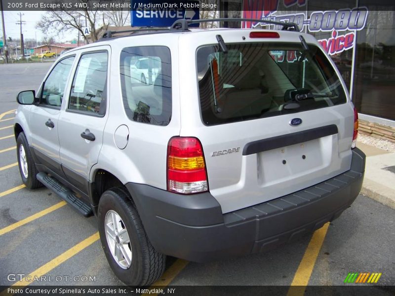 Silver Metallic / Medium/Dark Pebble Beige 2005 Ford Escape XLS 4WD
