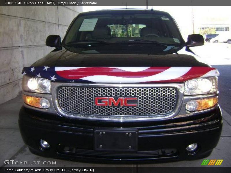 Onyx Black / Sandstone 2006 GMC Yukon Denali AWD