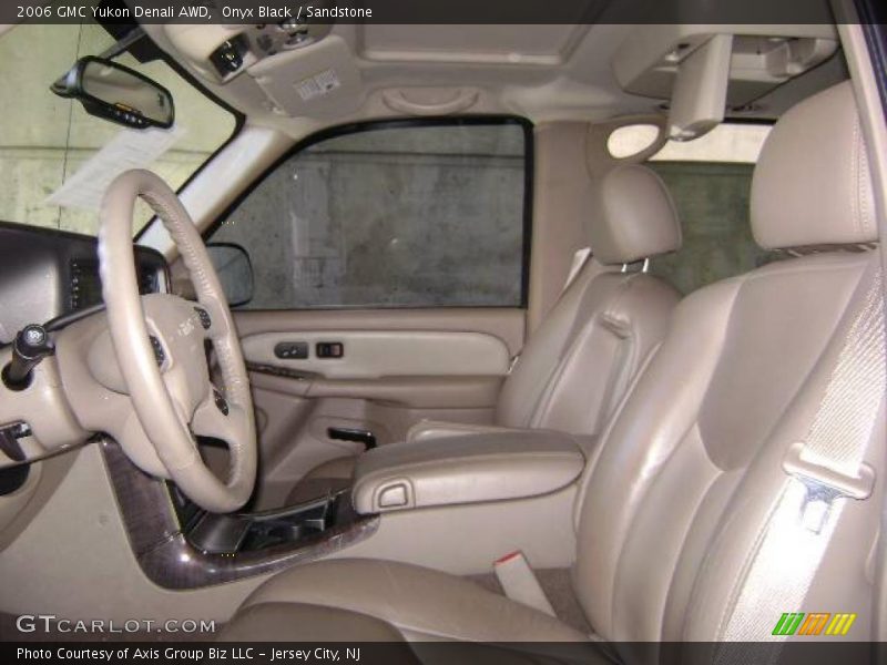 Onyx Black / Sandstone 2006 GMC Yukon Denali AWD