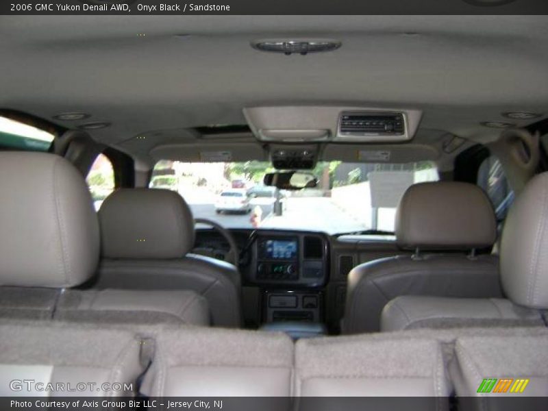 Onyx Black / Sandstone 2006 GMC Yukon Denali AWD