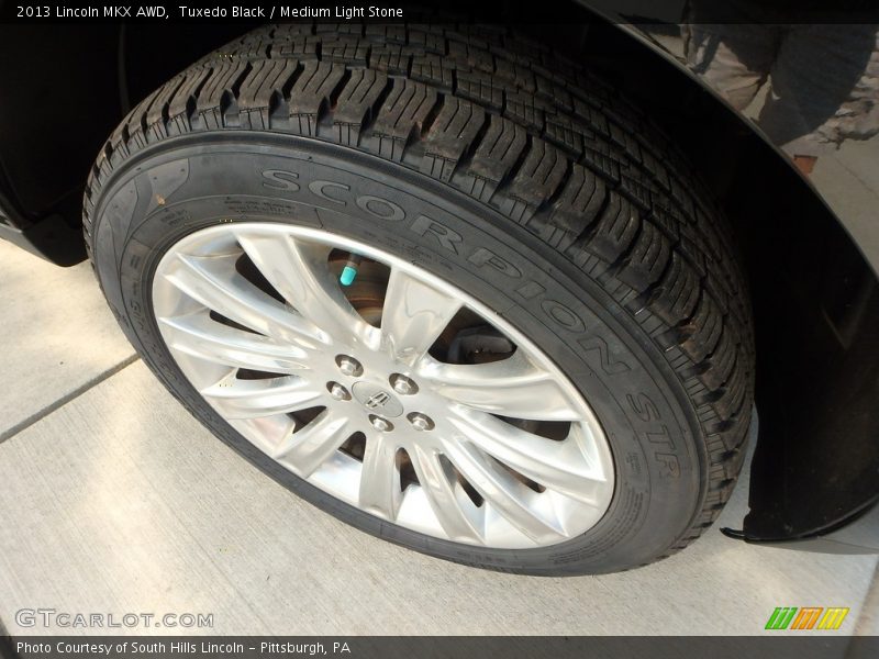 Tuxedo Black / Medium Light Stone 2013 Lincoln MKX AWD