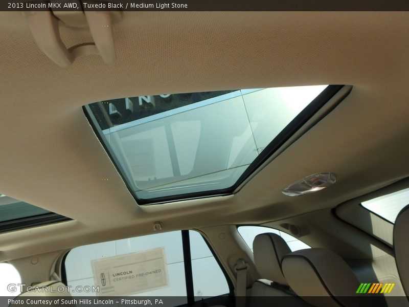 Tuxedo Black / Medium Light Stone 2013 Lincoln MKX AWD