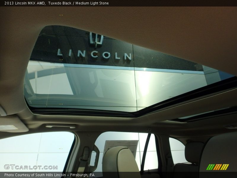 Tuxedo Black / Medium Light Stone 2013 Lincoln MKX AWD