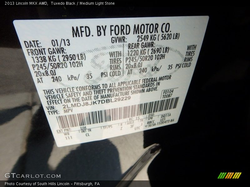 Tuxedo Black / Medium Light Stone 2013 Lincoln MKX AWD