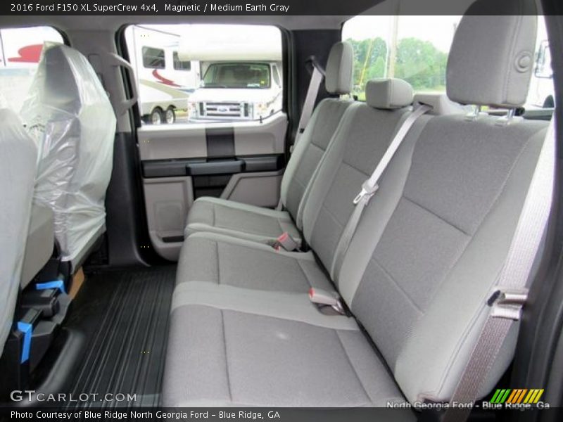 Magnetic / Medium Earth Gray 2016 Ford F150 XL SuperCrew 4x4