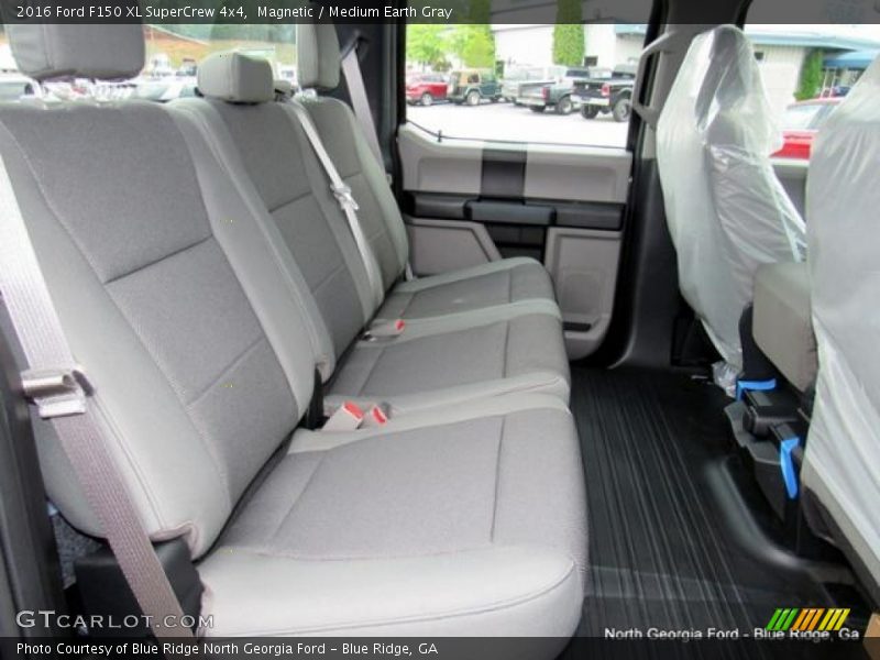 Magnetic / Medium Earth Gray 2016 Ford F150 XL SuperCrew 4x4