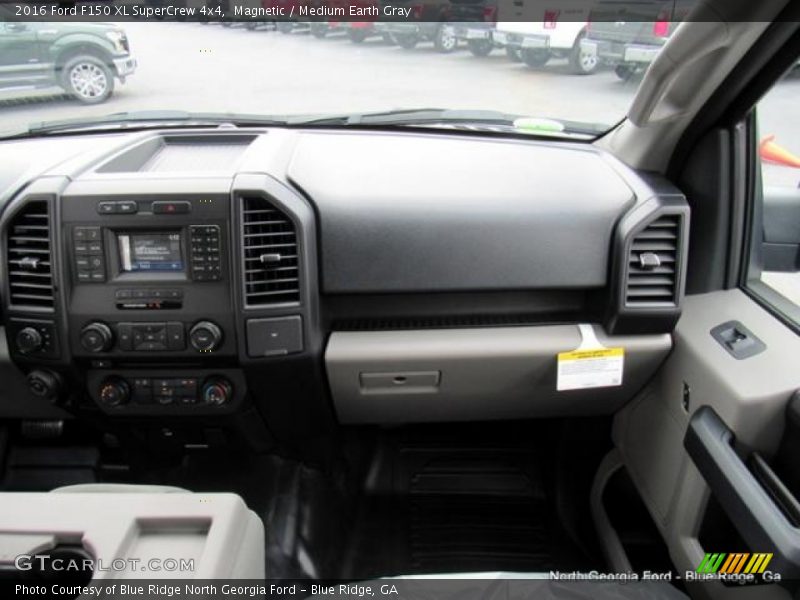 Magnetic / Medium Earth Gray 2016 Ford F150 XL SuperCrew 4x4