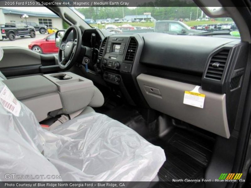 Magnetic / Medium Earth Gray 2016 Ford F150 XL SuperCrew 4x4
