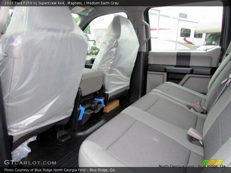 Magnetic / Medium Earth Gray 2016 Ford F150 XL SuperCrew 4x4