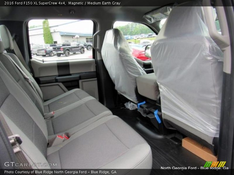Magnetic / Medium Earth Gray 2016 Ford F150 XL SuperCrew 4x4