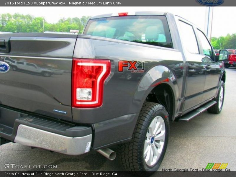 Magnetic / Medium Earth Gray 2016 Ford F150 XL SuperCrew 4x4