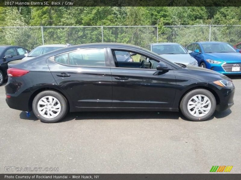 Black / Gray 2017 Hyundai Elantra SE