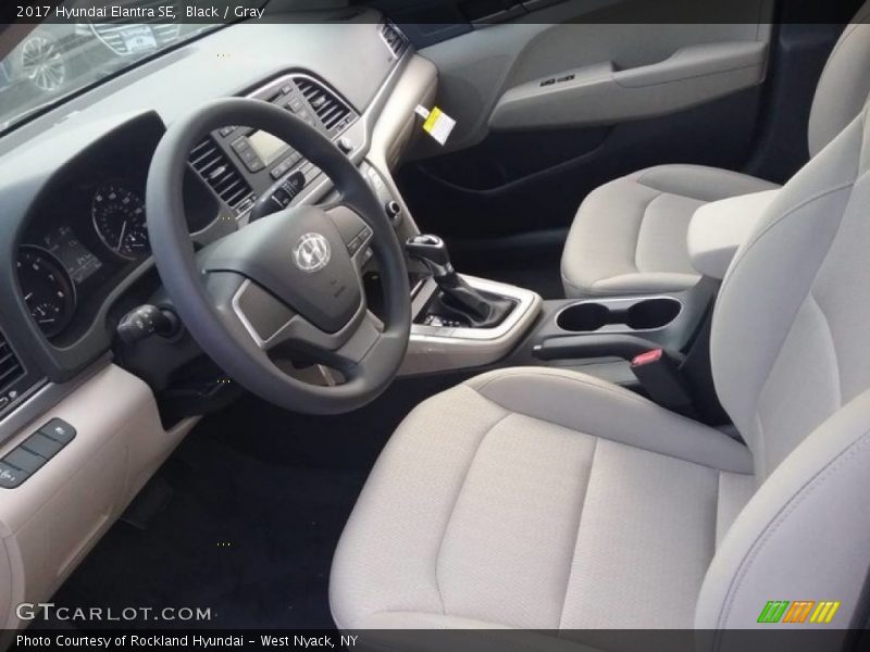 Black / Gray 2017 Hyundai Elantra SE