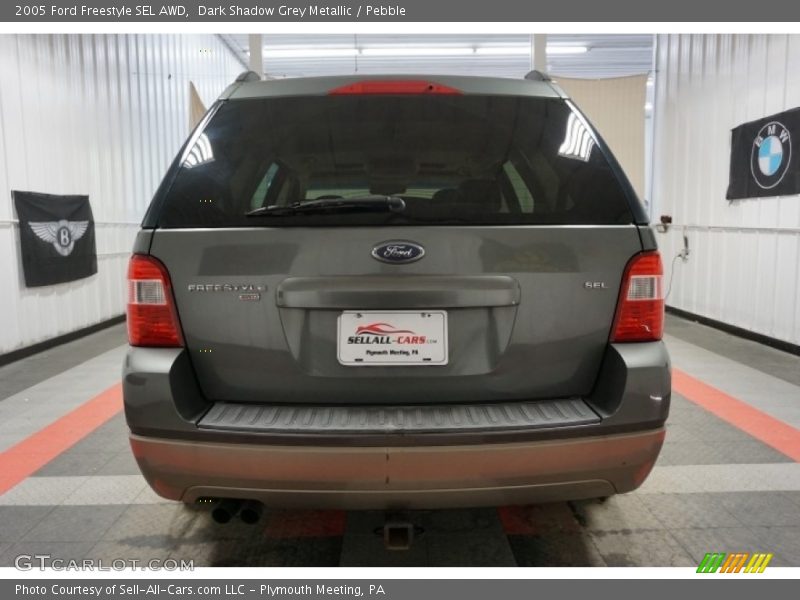 Dark Shadow Grey Metallic / Pebble 2005 Ford Freestyle SEL AWD