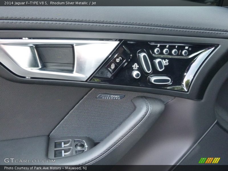 Rhodium Silver Metallic / Jet 2014 Jaguar F-TYPE V8 S