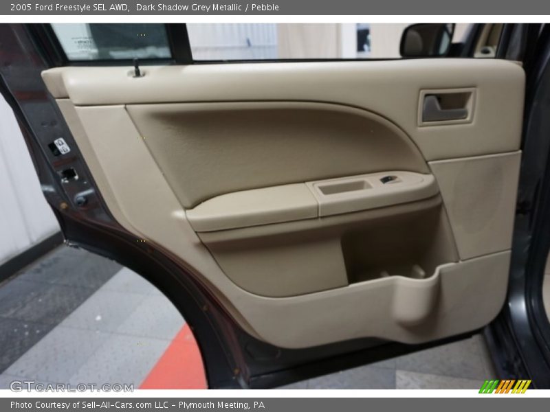 Dark Shadow Grey Metallic / Pebble 2005 Ford Freestyle SEL AWD