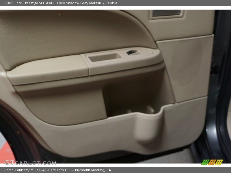 Dark Shadow Grey Metallic / Pebble 2005 Ford Freestyle SEL AWD