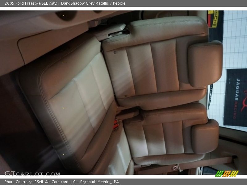 Dark Shadow Grey Metallic / Pebble 2005 Ford Freestyle SEL AWD