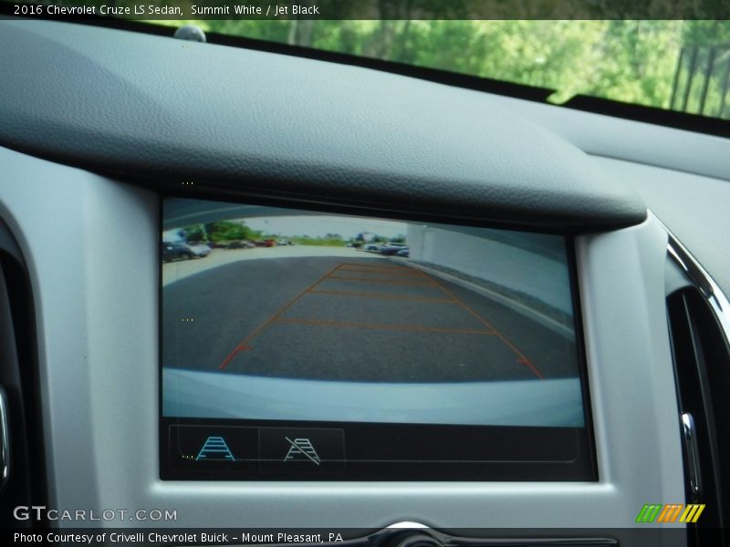 Summit White / Jet Black 2016 Chevrolet Cruze LS Sedan