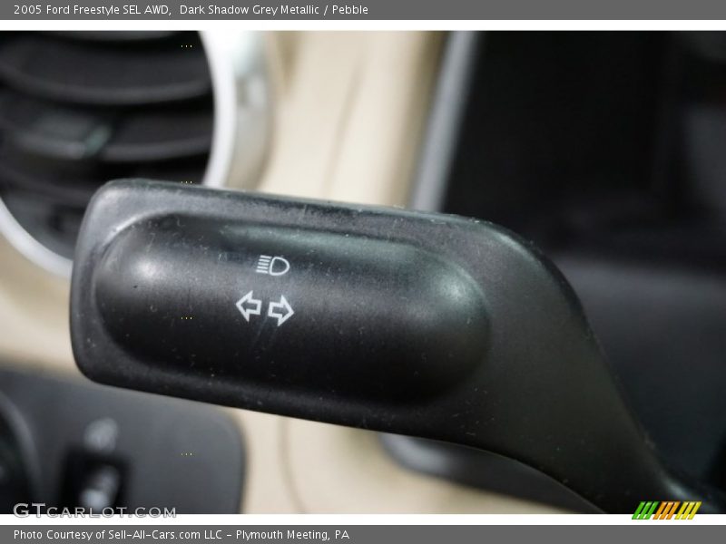 Dark Shadow Grey Metallic / Pebble 2005 Ford Freestyle SEL AWD