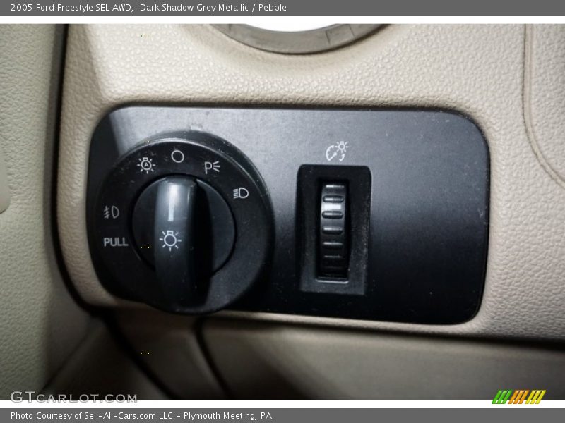 Dark Shadow Grey Metallic / Pebble 2005 Ford Freestyle SEL AWD