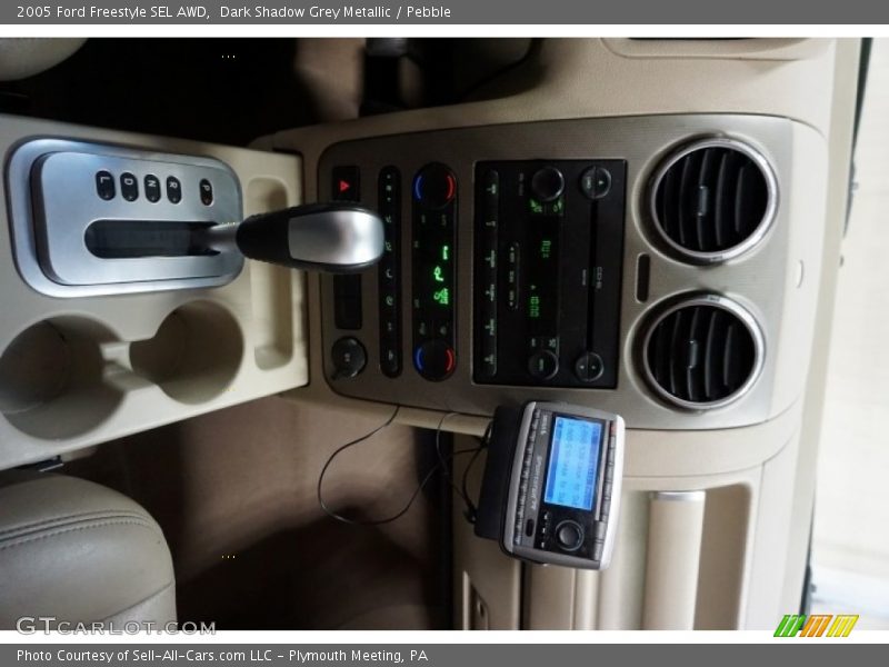 Dark Shadow Grey Metallic / Pebble 2005 Ford Freestyle SEL AWD