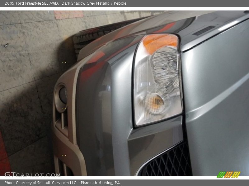 Dark Shadow Grey Metallic / Pebble 2005 Ford Freestyle SEL AWD