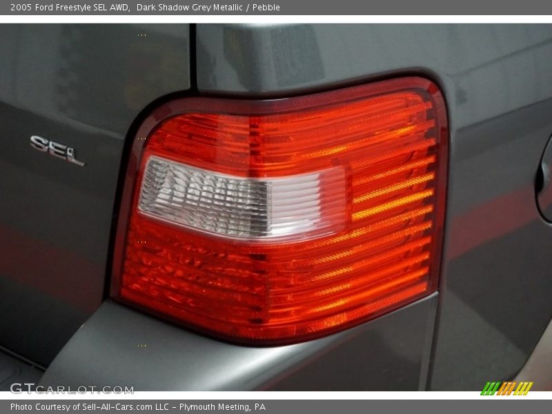 Dark Shadow Grey Metallic / Pebble 2005 Ford Freestyle SEL AWD