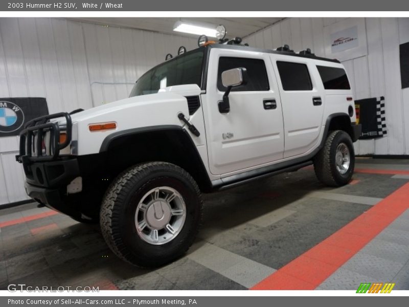 White / Wheat 2003 Hummer H2 SUV