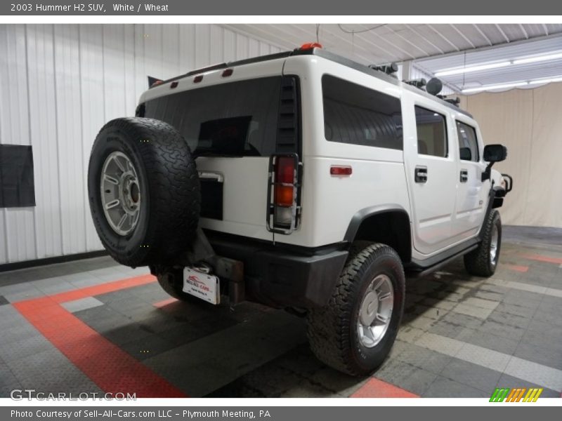 White / Wheat 2003 Hummer H2 SUV