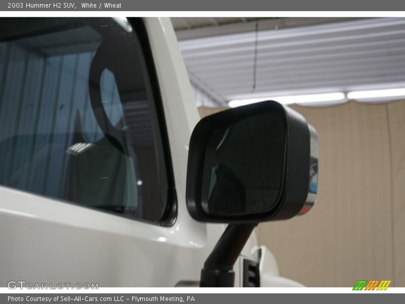 White / Wheat 2003 Hummer H2 SUV