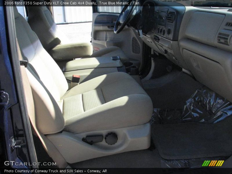 True Blue Metallic / Tan 2006 Ford F350 Super Duty XLT Crew Cab 4x4 Dually