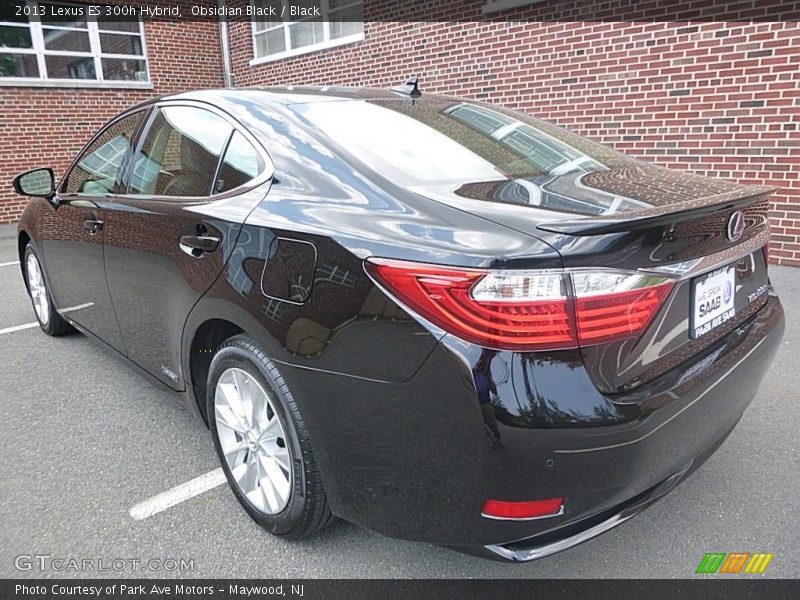 Obsidian Black / Black 2013 Lexus ES 300h Hybrid
