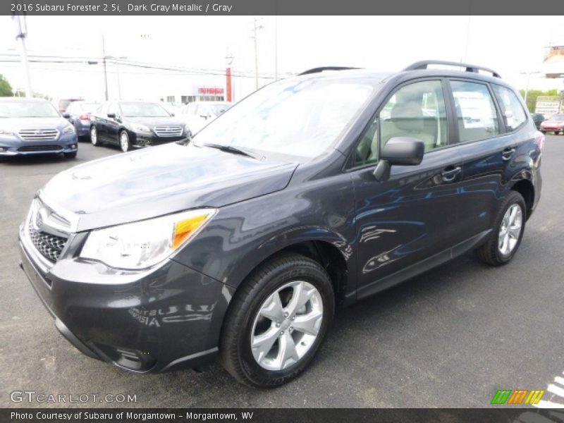 Dark Gray Metallic / Gray 2016 Subaru Forester 2.5i