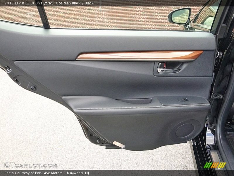 Obsidian Black / Black 2013 Lexus ES 300h Hybrid