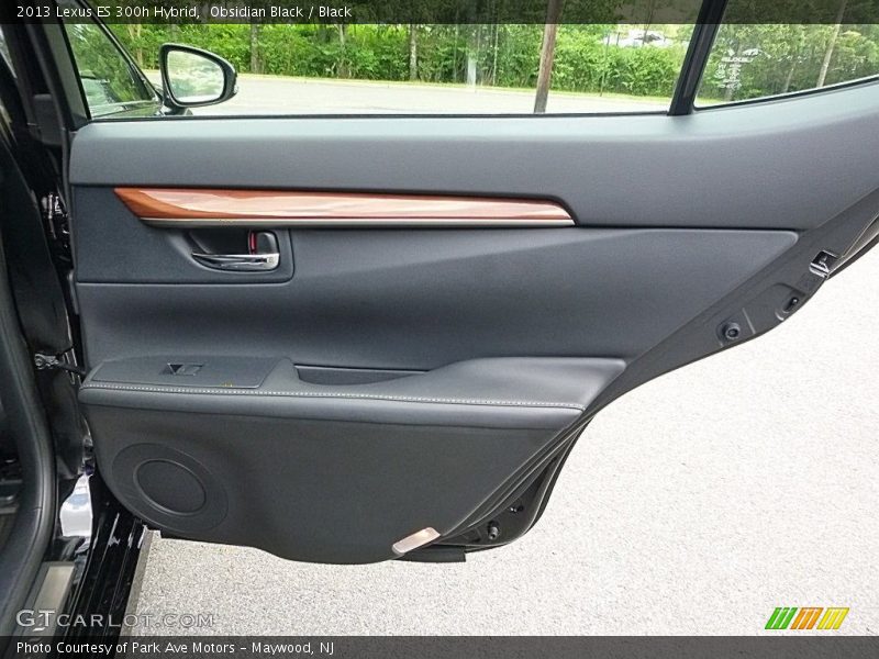 Obsidian Black / Black 2013 Lexus ES 300h Hybrid