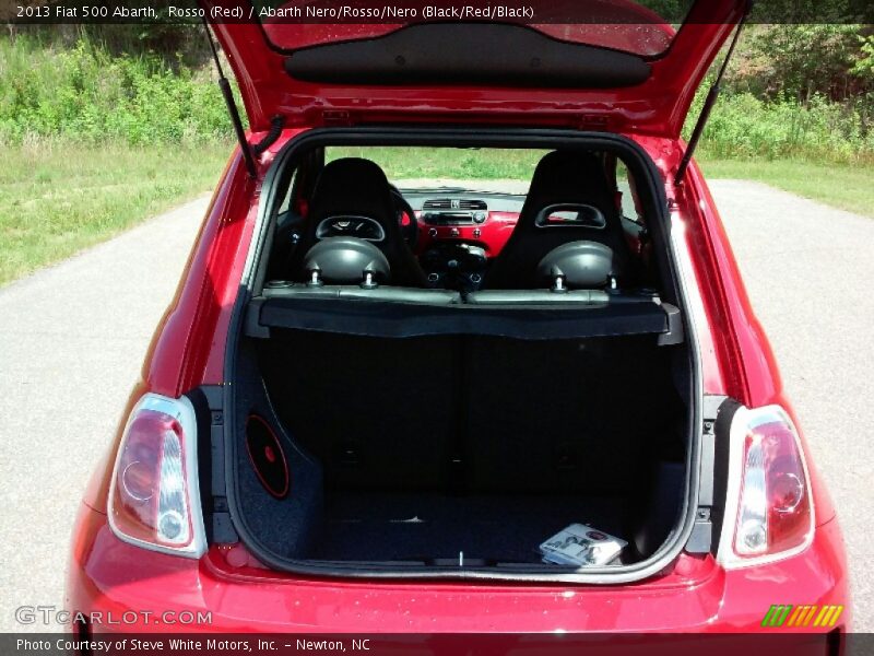 Rosso (Red) / Abarth Nero/Rosso/Nero (Black/Red/Black) 2013 Fiat 500 Abarth