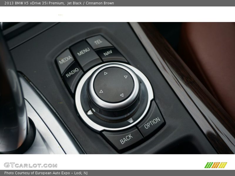 Jet Black / Cinnamon Brown 2013 BMW X5 xDrive 35i Premium