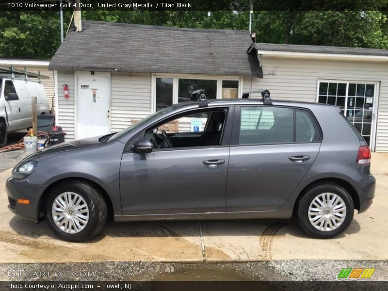 United Gray Metallic / Titan Black 2010 Volkswagen Golf 4 Door