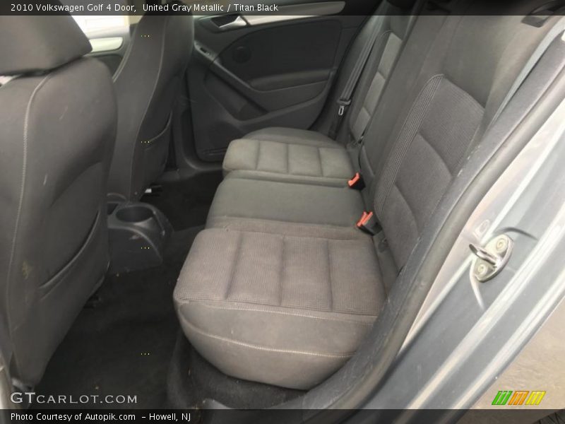 United Gray Metallic / Titan Black 2010 Volkswagen Golf 4 Door
