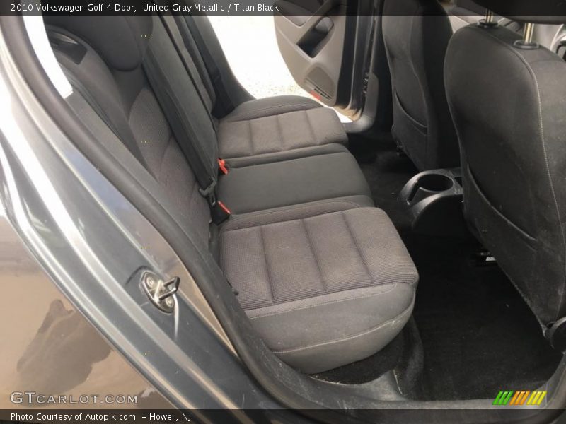 United Gray Metallic / Titan Black 2010 Volkswagen Golf 4 Door