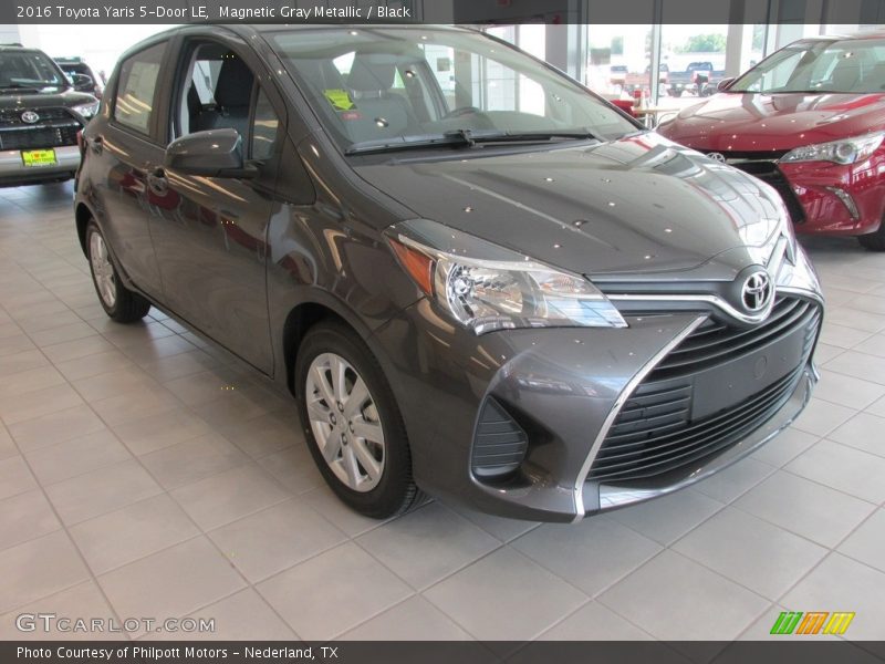 Magnetic Gray Metallic / Black 2016 Toyota Yaris 5-Door LE