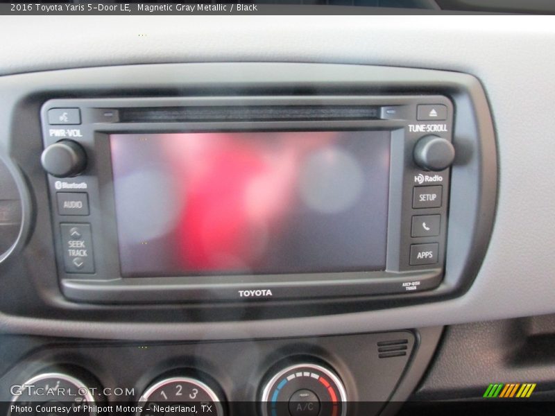 Magnetic Gray Metallic / Black 2016 Toyota Yaris 5-Door LE