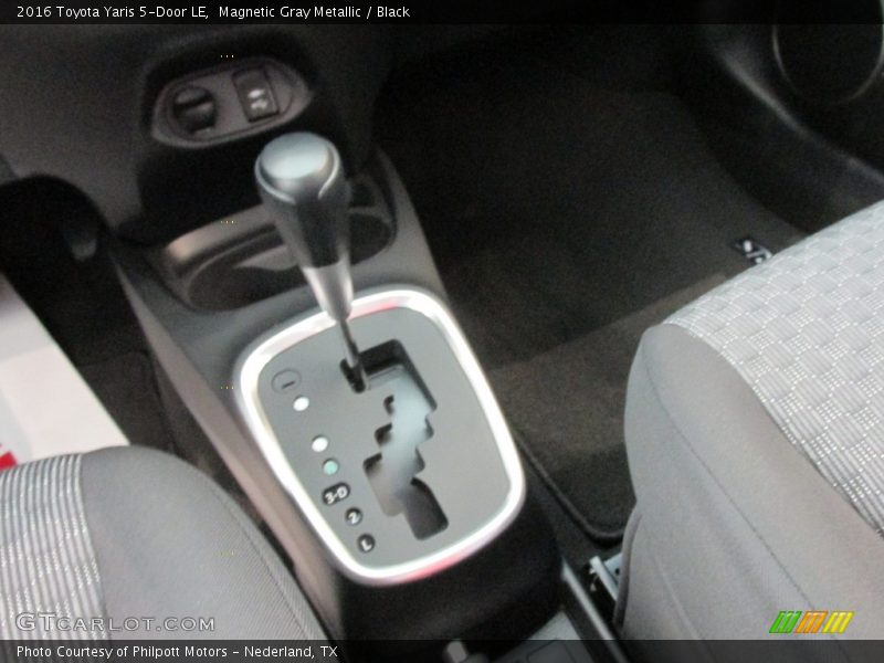 Magnetic Gray Metallic / Black 2016 Toyota Yaris 5-Door LE