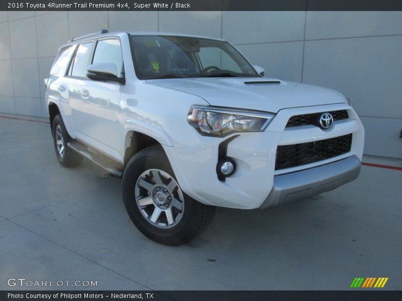 Super White / Black 2016 Toyota 4Runner Trail Premium 4x4