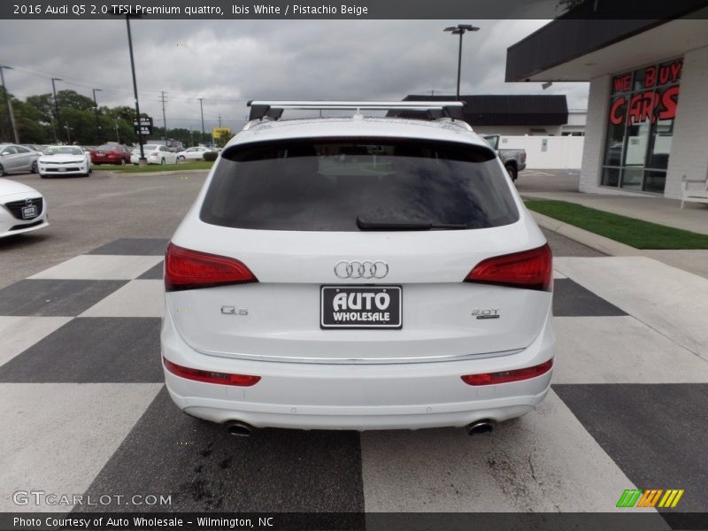 Ibis White / Pistachio Beige 2016 Audi Q5 2.0 TFSI Premium quattro