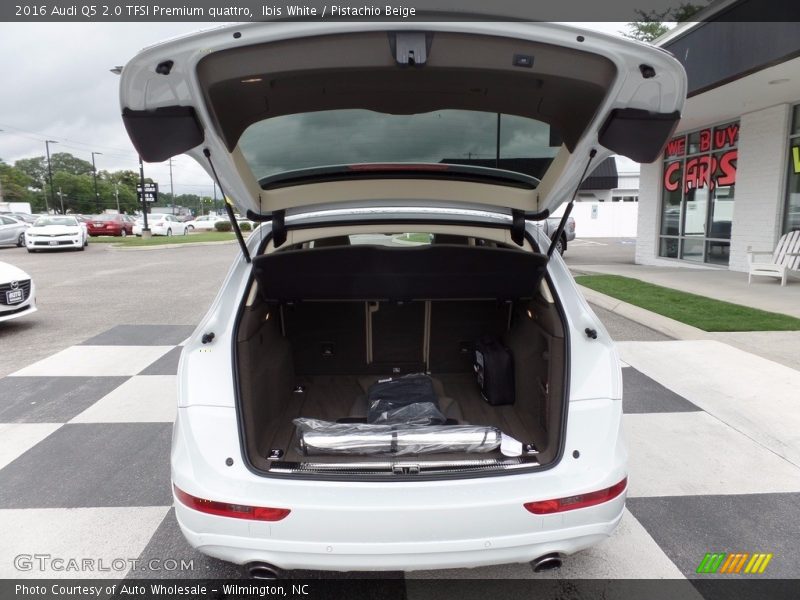 Ibis White / Pistachio Beige 2016 Audi Q5 2.0 TFSI Premium quattro